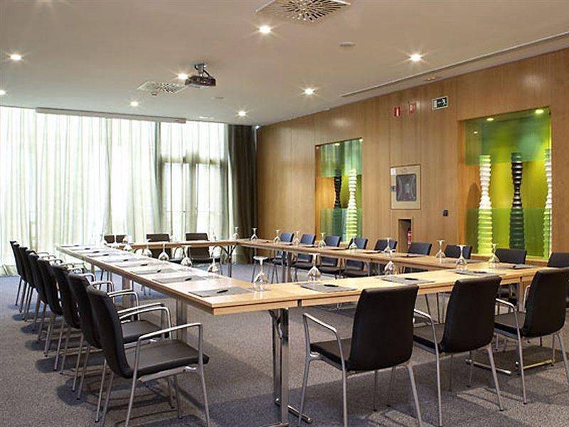 Exe Zizur Pamplona Hotel Zizur Mayor Business photo